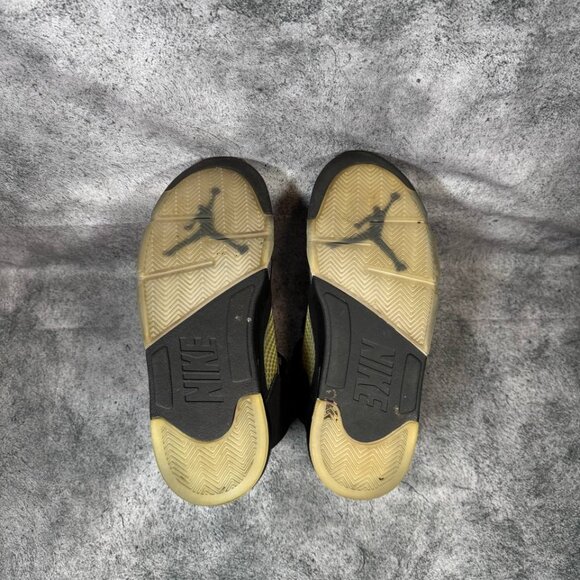 Size 10 | Jordan 5 Metallic With Box | Pre-Owned - Picture 7 of 9